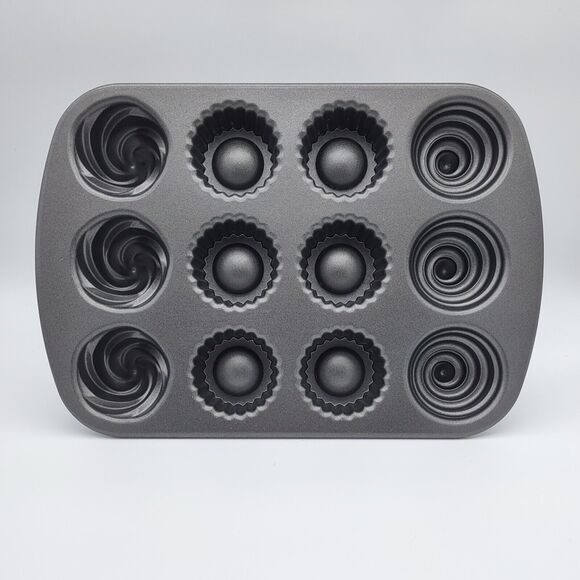 Nordic Ware Filled Cupcake Pan 3-Cup Collectible Pro Cast Cake Pan Mold - Picture 1 of 8